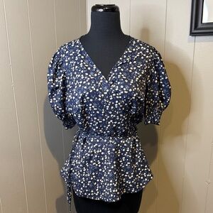 B15 SHEIN Women’s XL Dark Blue and Cream Floral Patterned Wrap Blouse